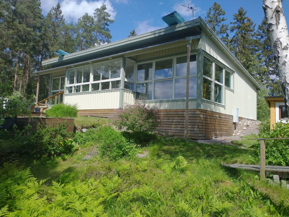 Stort hus på sjötomt, Furuvik