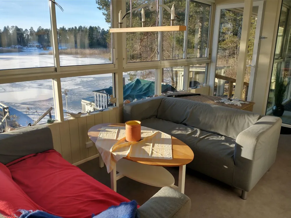 Stort hus på sjötomt, Furuvik