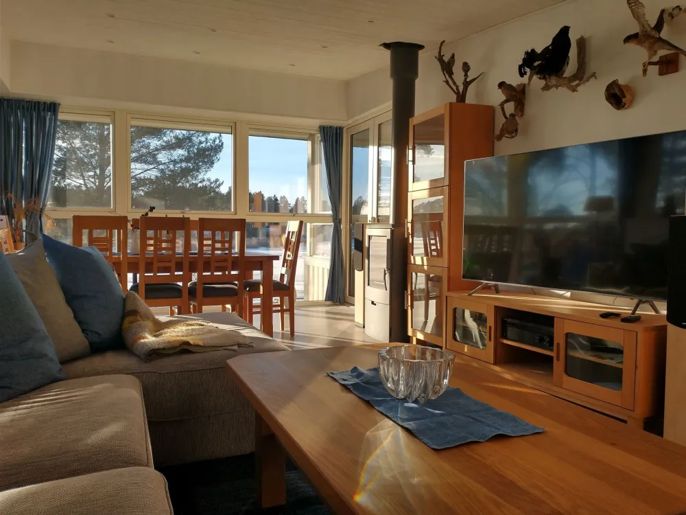 Stort hus på sjötomt, Furuvik
