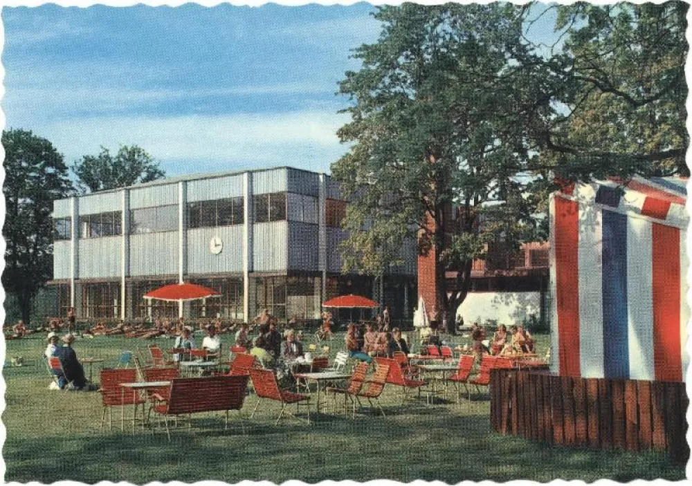 Solbad på Strömbadets tomt under 1960-talet.