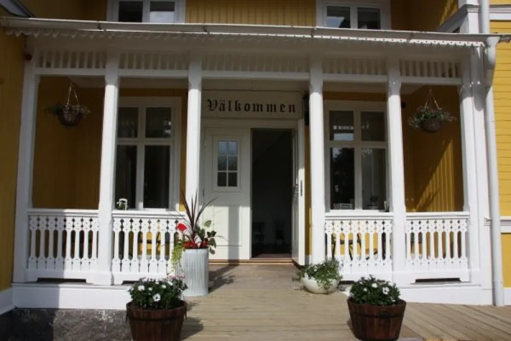 Hedenstugan Bed & Breakfast Hotel - Spa and relax