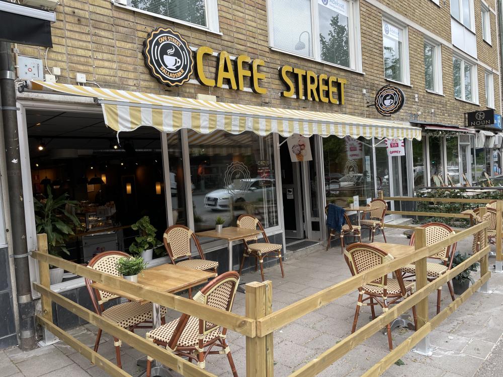 Cafe Street & Salladsbar