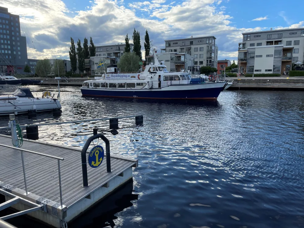 The Limön Ferry