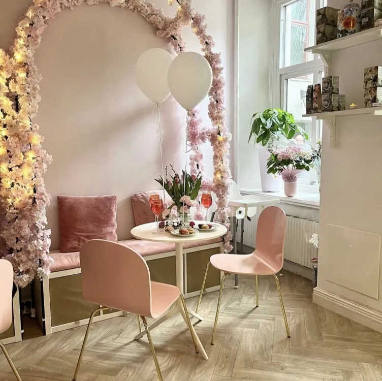 Miss Bloom Café