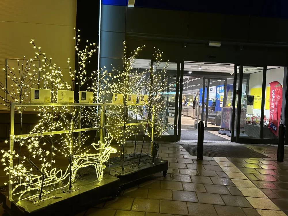 Hemlingby Shopping Centre