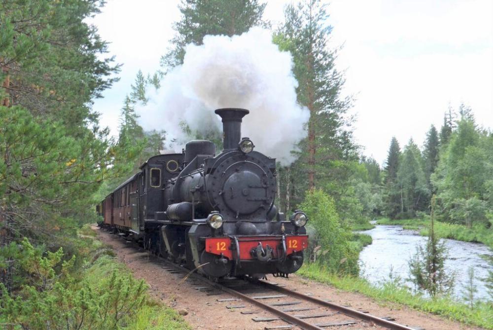 Jädraås – Tallås Railway