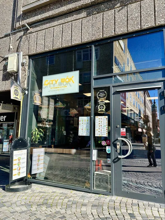 City Wok - Vietnamesisk & Boba Restaurang
